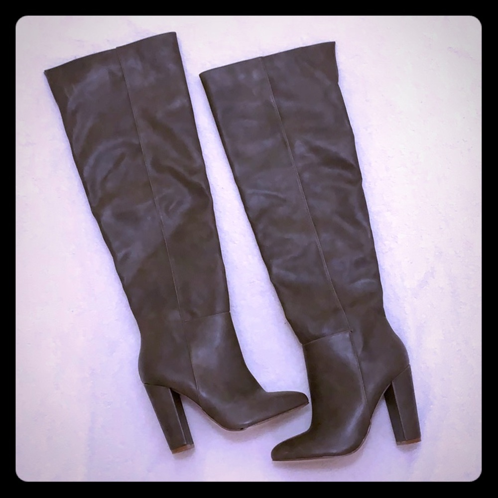 Over The Knee Boots Size 7
